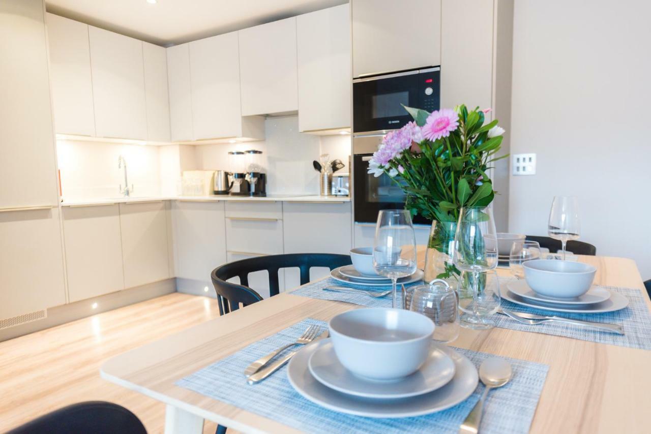 5 Star Brand New City Centre Apartment Belfast Eksteriør bilde
