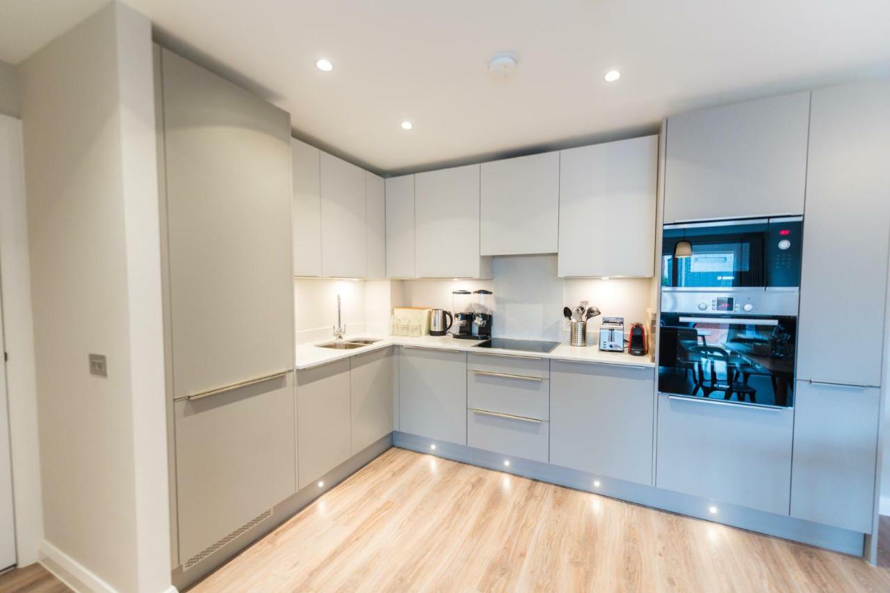 5 Star Brand New City Centre Apartment Belfast Eksteriør bilde
