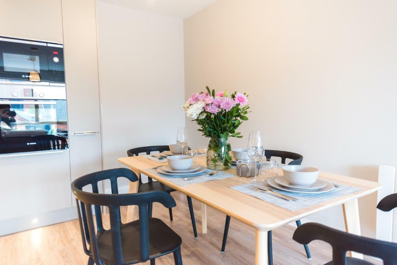 5 Star Brand New City Centre Apartment Belfast Eksteriør bilde